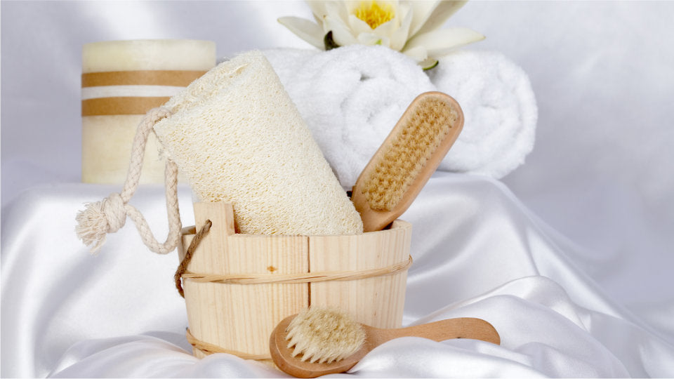 Moisturize skin now to lock in hydration before dry, itchy winter skin